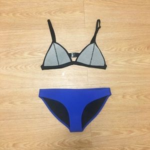 2 piece bikini swimsuit set size medium